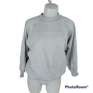 Vintage gray crew neck pullover sweater fit large